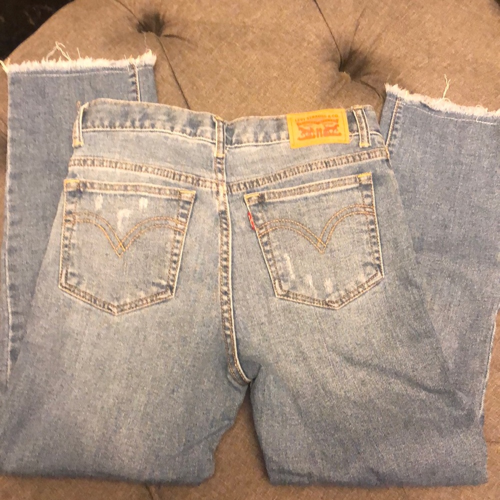 Girls Levi’s jeans